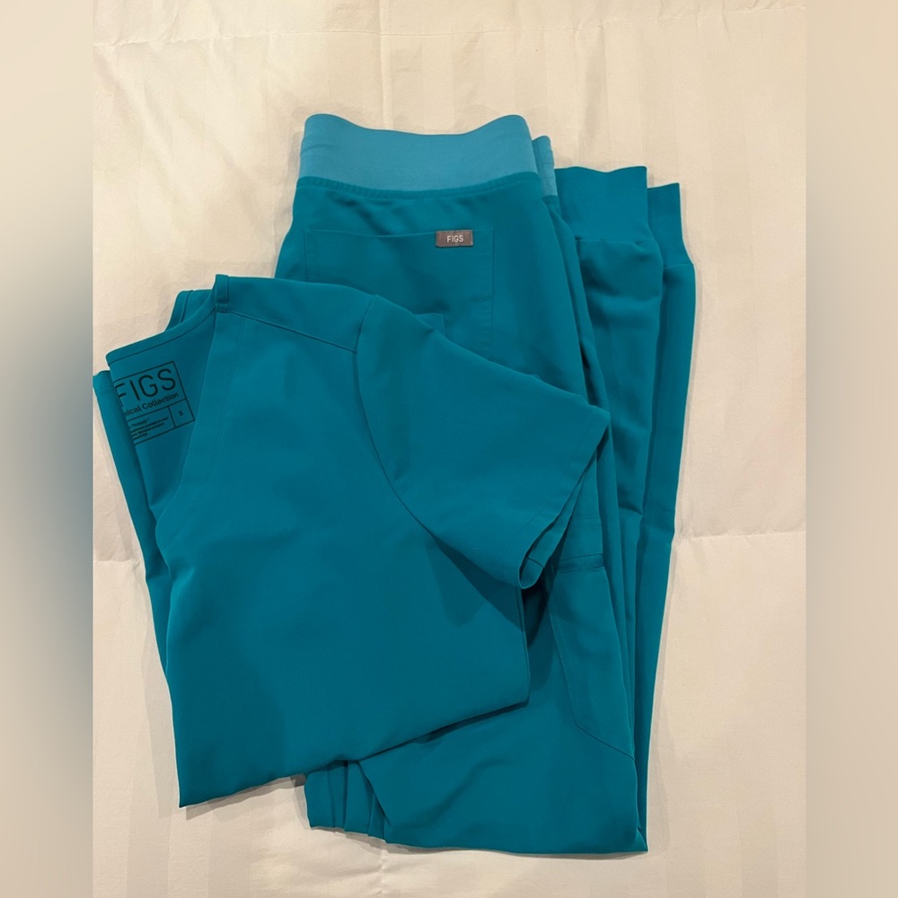 FIGS Scrubs